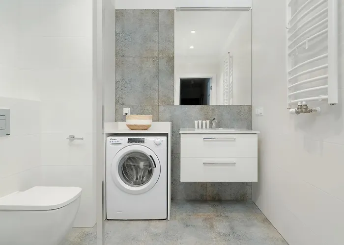 아파트 Spacious With Balcony By Rent Like *