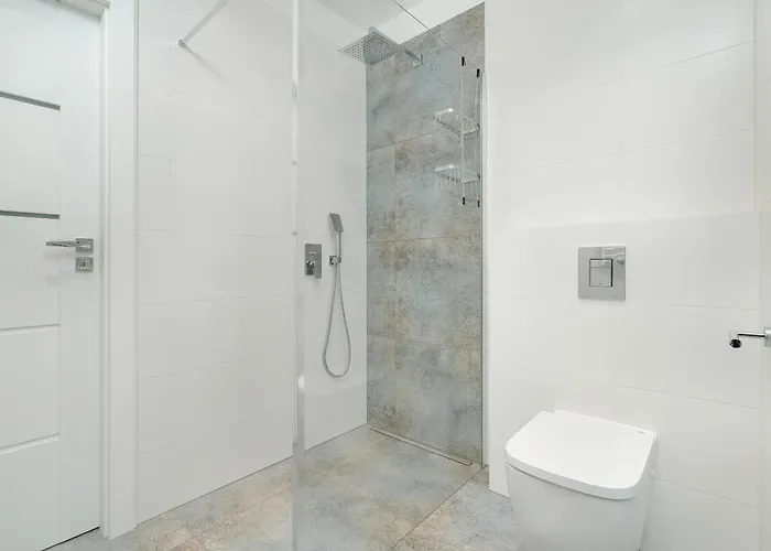 아파트 Spacious With Balcony By Rent Like *