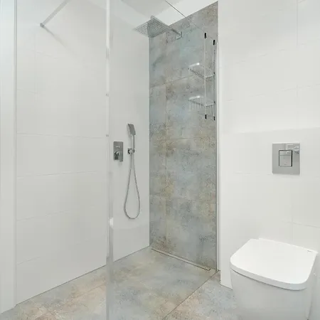 דירה Spacious With Balcony By Rent Like *
